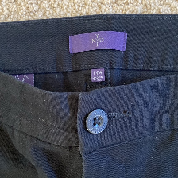 Women's Not Your Daughters Jeans NYDJ black jeans sz 14w - Picture 3 of 8